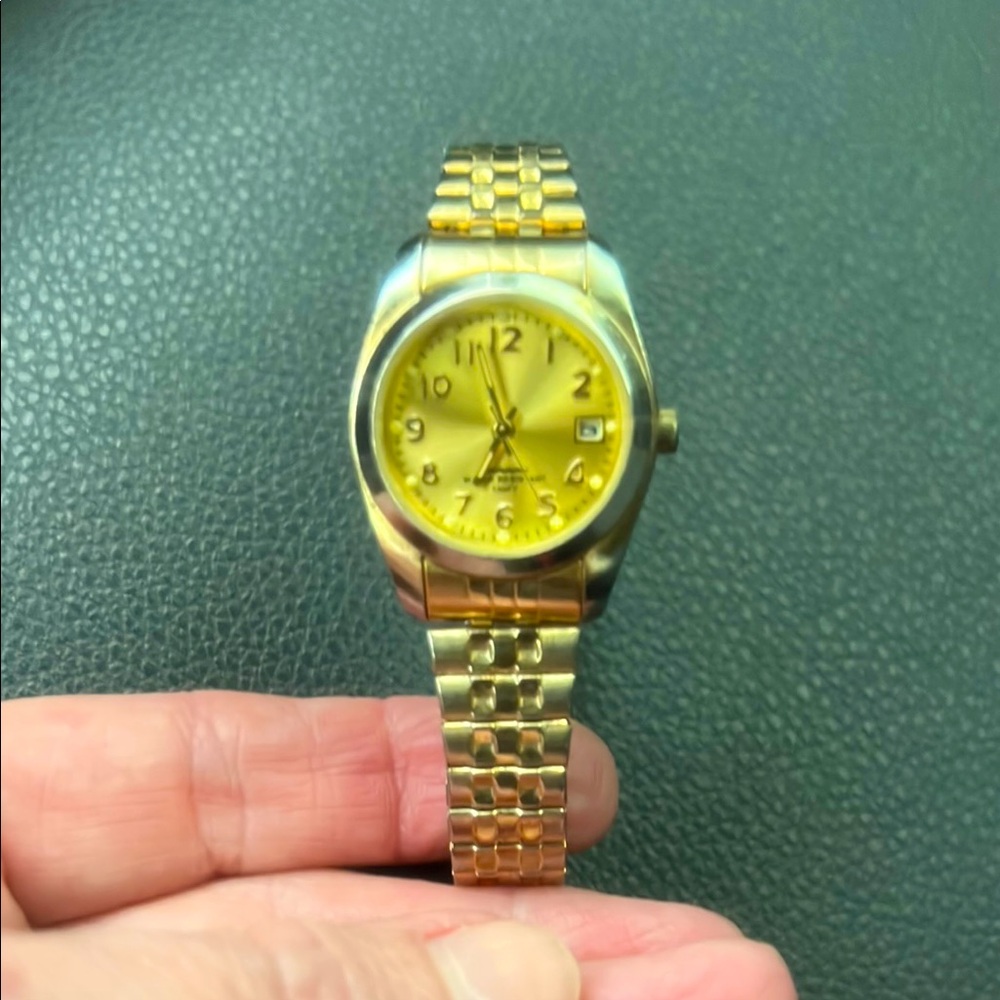 Gold tone Japan MOVT watch, vintage